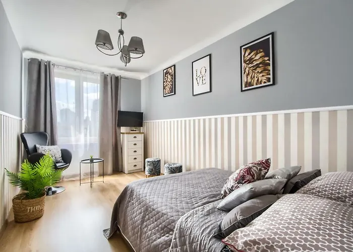 Clicktheflat Palace Of Culture View - * Warsaw