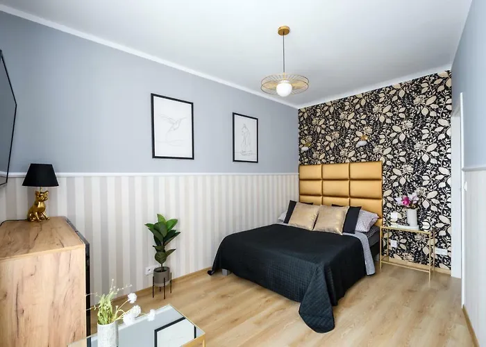 Clicktheflat Palace Of Culture View - Guest house *