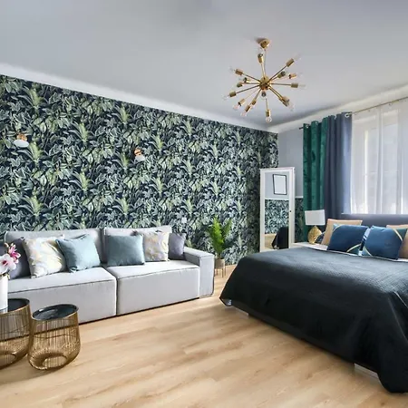 Clicktheflat Palace Of Culture View - * Warsaw